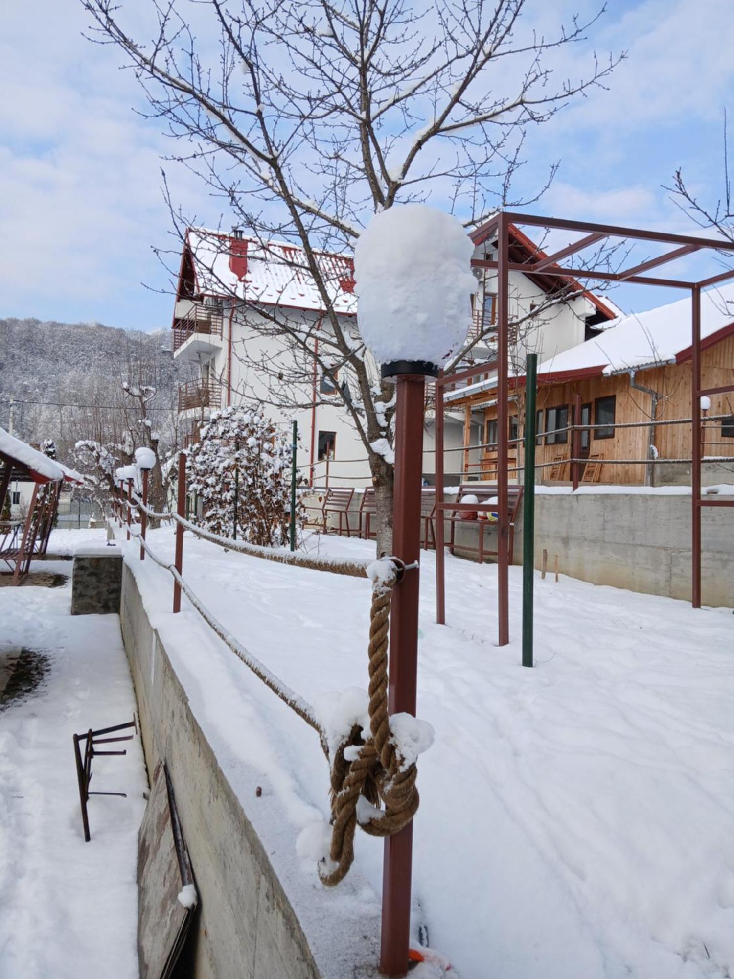 Perla Argesului, Ciubar, Piscina, Lift, Gratar, Cabana, Pensiuni, Hotel Cazare Transfagarasan Curtea De Arges Albestii de Arges Экстерьер фото